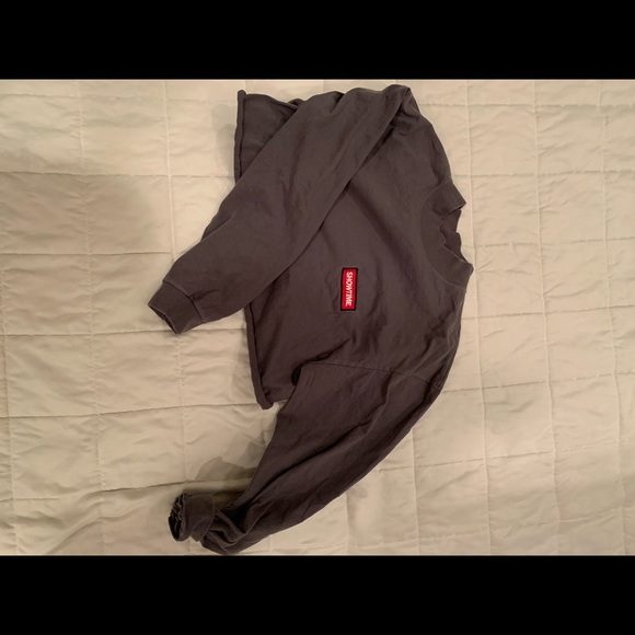 Vintage Long Sleeve Crop - Picture 3 of 4